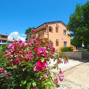  Apartment Milovan 1774